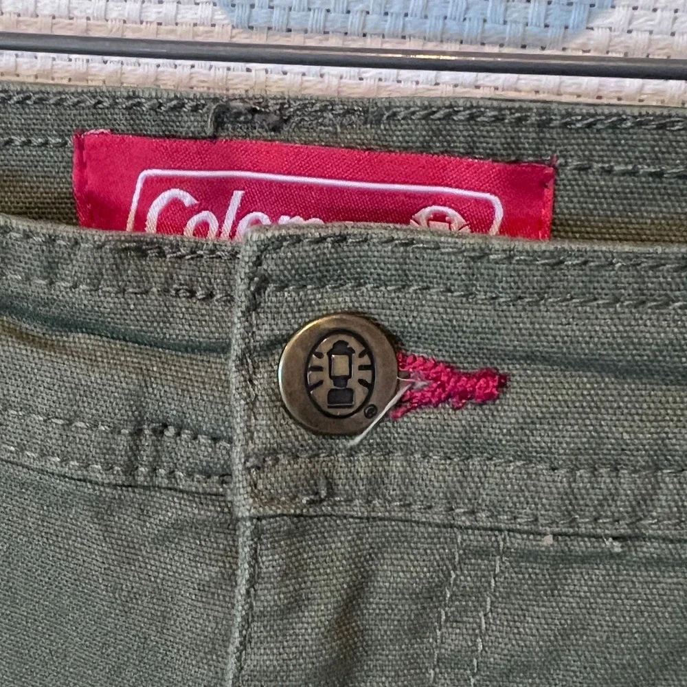 Coleman‎ Olive Green Canvas Utility Shorts Size 34 Stretch Cotton Outdoor READ